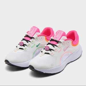 BNWB Women's Nike React Escape Run Running Shoes